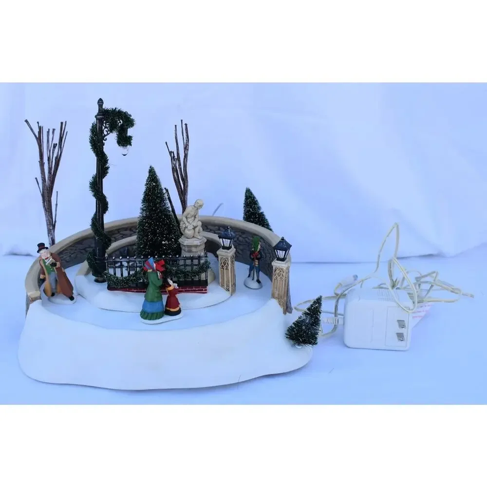 Department 56 A Caroling We Shall Go 58589 Dickens Village Animated Musical